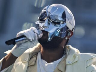 The Weeknd maakt film geïnspireerd op nieuw album 'Hurry Up Tomorrow'