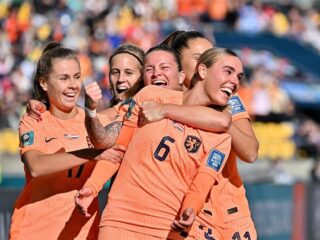 Oranje Leeuwinnen houden stand tegen sterke Amerikanen