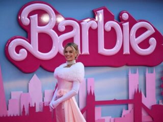 Barbie-film doorbreekt 1 miljard dollar opbrengst en zet record voor vrouwelijke regisseur