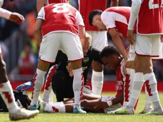 Domper voor Jurriën Timber: 6 tot 9 maanden geblesseerd