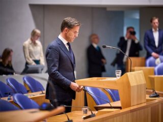 Steeds meer Nederlanders geloven dat 'kwaadaardige elite' de wereld regeert