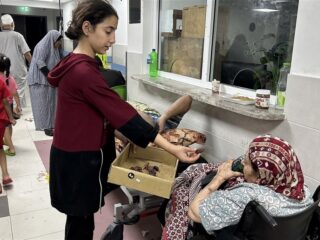 Grootste ziekenhuis in Gaza uitgevallen: 39 baby's dreigen te sterven