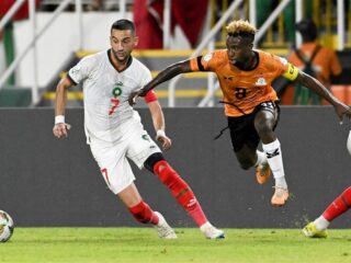 Hakim Ziyech schiet Marokko naar groepswinst op Afrika Cup