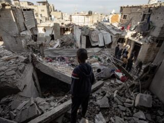 Israël valt Palestijnse stad vol vluchtelingen aan: "Poorten van de hel openden"