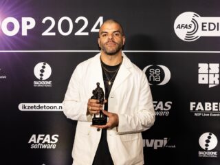 Sef ontvangt prijs voor grote invloed op muziekindustrie: "Kwaliteit, creativiteit en veelzijdigheid"