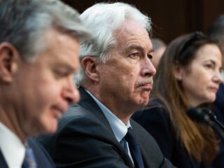 CIA en MI6 waarschuwen: Wereldwijde spanningen op hoogtepunt sinds Koude Oorlog