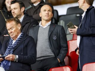 Nieuwe Ajax-directeur Alex Kroes geschorst: "Kocht voor aantreden clubaandelen"