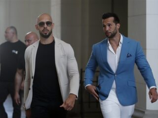 Andrew Tate en broer beschuldigd van belastingontduiking: "Gaat over miljoenen euro's"