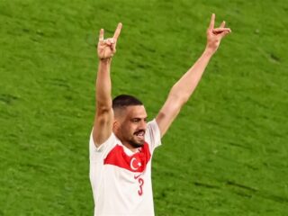 UEFA onderzoekt “ongepaste doelpuntviering” van Turkse voetballer Merih Demiral