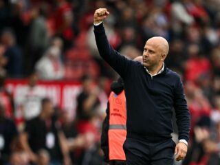 Arne Slot genomineerd voor bijzondere prijs na eerste succesweken bij Liverpool