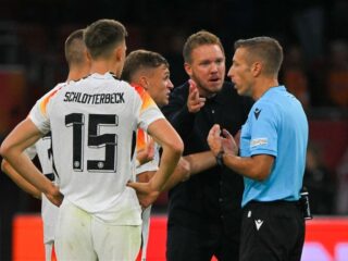 Julian Nagelsmann haalt woest uit naar scheidsrechter na duel tegen Nederland: "Hij raakt zijn voet"