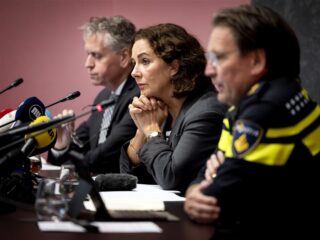 Israël biedt hulp aan bij opsporing na rellen Amsterdam: "Aantal aanhoudingen erg laag"