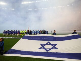 Israël gaat mogelijk uitgesloten worden door UEFA: "Stop killing children"