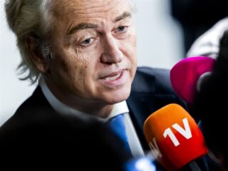 Geert wilders wilde 5 jaar gevangenisstraf voor bezit van Koran invoeren