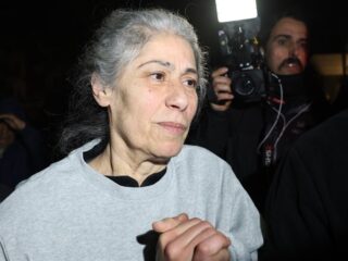 Palestijnse Khalida Jarrar werd onmenselijk behandeld: "Moest door een kier bij de deur ademen"