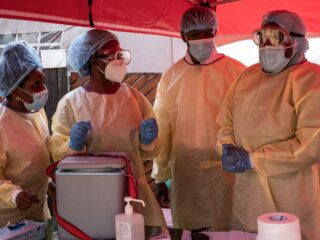 WHO verklaart nieuwe ebola-uitbraak in Congo tot internationaal probleem