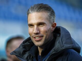 Feyenoord maakt het officieel: Robin van Persie wordt nieuwe hoofdtrainer