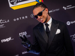 Het is gelukt! Ronnie Flex en Yves Berendse staan samen in de studio