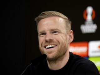 Davy Klaassen onthult de unieke naam van zijn eerste kindje: "Ze is perfect"