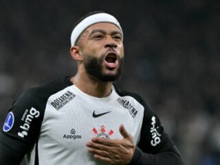 Memphis Depay onder vuur na missen van training bij Corinthians: "Onacceptabel"