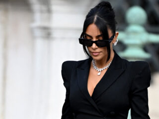 Celstraffen voor "grandpa gang" na gewelddadige overval op Kim Kardashian in Parijs