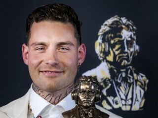 Verdachte Bob T. van bedreiging op Douwe Bob blijft langer vastzitten