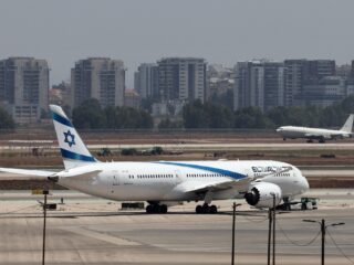 Luchtverkeersleider geschorst na "Free Palestine" tegen piloot van Israëlisch vliegtuig