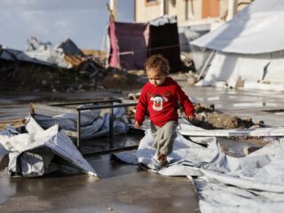 Israël blokkeert werk van hulporganisaties in Gaza: "Dramatische maatregel"