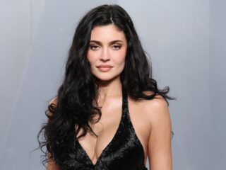 Kylie Jenner pakt rapcarrière weer op met verrassende verse op nieuwe single van Yeat