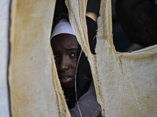 De humanitaire crisis in Soedan verslechtert met de dag: "Vrouwen verkopen hun lichaam voor voedsel"