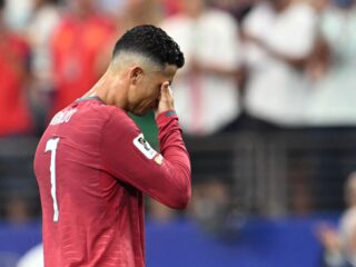 Cristiano Ronaldo's laatste WK eindigt met de vraag die hem hele toernooi achtervolgt: "Moeilijkste is om met jullie te praten"