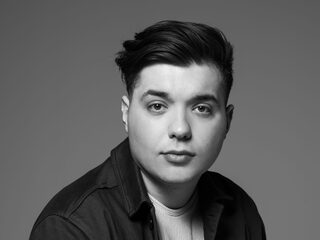 Adnan (27): "Srebrenica is niet alleen Bosnische, maar ook onze gezamenlijke geschiedenis"