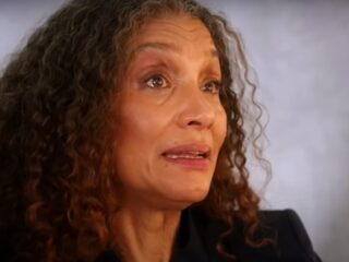 Angela Means over haar rol in 'Friday': "Fans noemen me nog steeds 'dirty b*tch'"