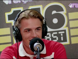 Antoon in de 146 Podcast: "Leip om met The Partysquad een tune te maken"