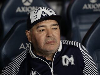 Artsen Maradona riskeren celstraf van 25 jaar: "Hij werd aan zijn lot overgelaten"