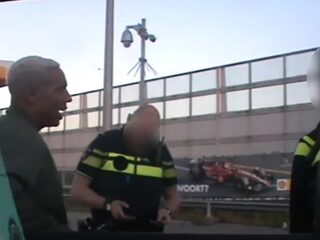 Bizzey probeert rijbewijs van tourmanager te redden: "Ik kan voor je dochter optreden"