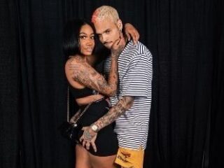 Chris Brown reageert op kritiek vanwege ongepaste foto's met fans