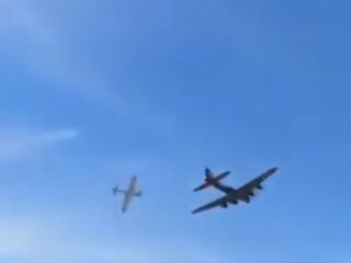 Zes mensen overleden bij crash tijdens vliegshow