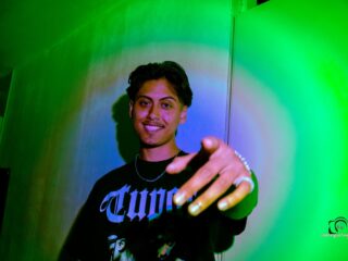 Daniël (20): "Door daklozen een knipbeurt te geven hoop ik mensen te kunnen inspireren"