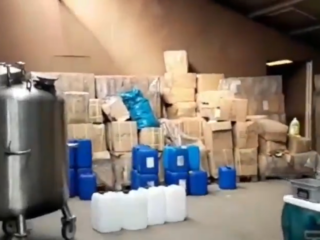 Politie ontdekt groot drugslab in Brabants dorpje, 1500 kg meth-pasta gevonden