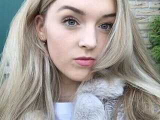 Eline (18) bestrijdt eenzaamheid in gesloten inrichting met kaartjesactie