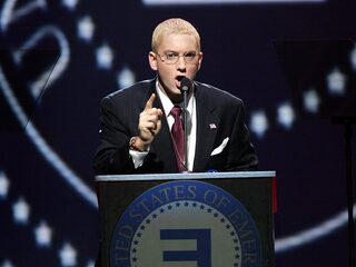 Eminem over zijn drugsverslaving: ''Als ik twee uur later was, was ik dood''