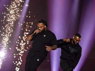 Check hier het optreden van Broederliefde tijdens de FunX Music Awards