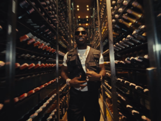 Frenna is de absolute nummer 1 in de FunX DiXte 1000 met 'Pretty Girls'