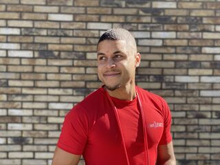 Geraldo doet aan next level touwtje springen: "Het heeft mij fysiek én mentaal veranderd"