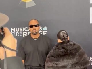 Kanye West trots op Bianca Censori: "Meest gegoogelde persoon op planeet aarde"