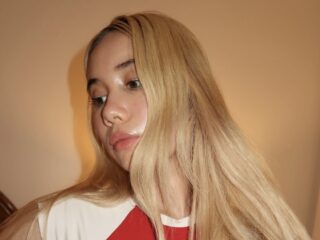 Lil Tay maakte meer dan een miljoen euro met OnlyFans op 18e verjaardag: "Samenwerken met Bonnie Blue"