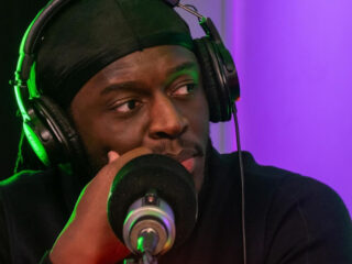 Eves Laurent tekent bij Top Notch: "Piratendeals"