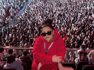 Jasmine gaat viral met dansmoves bij Chris Brown-concert: "Hij vond het zo dope"