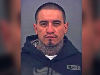 Man slaat eigen zus dood nadat ze vreemdging